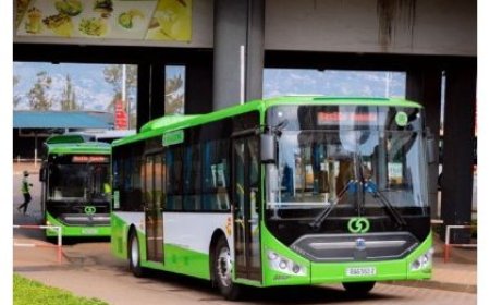 Icyo Abadepite bavuga ku bihano byo gukura amanota ku bashoferi bakoze amakosa mu muhanda