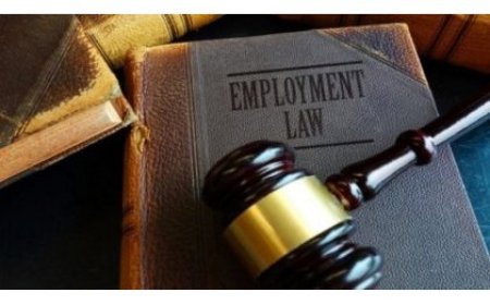 Abakoresha be bamukuye muri ‘group’ ya WhatsApp abajyana mu nkiko